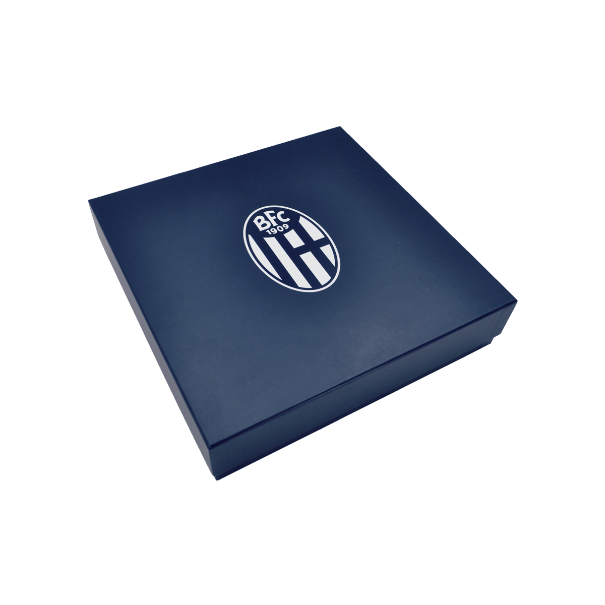 SET SCIARPA E CAPPELLO CON RICAMO IN BOX 47%PC 31%PL 22%NY BOLOGNA