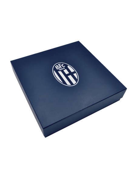 SET SCIARPA E CAPPELLO CON RICAMO IN BOX 47%PC 31%PL 22%NY BOLOGNA