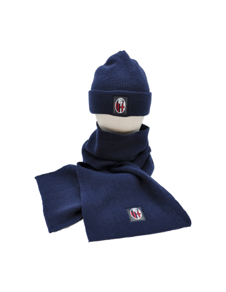 SET SCIARPA E CAPPELLO CON RICAMO IN BOX 47%PC 31%PL 22%NY BOLOGNA