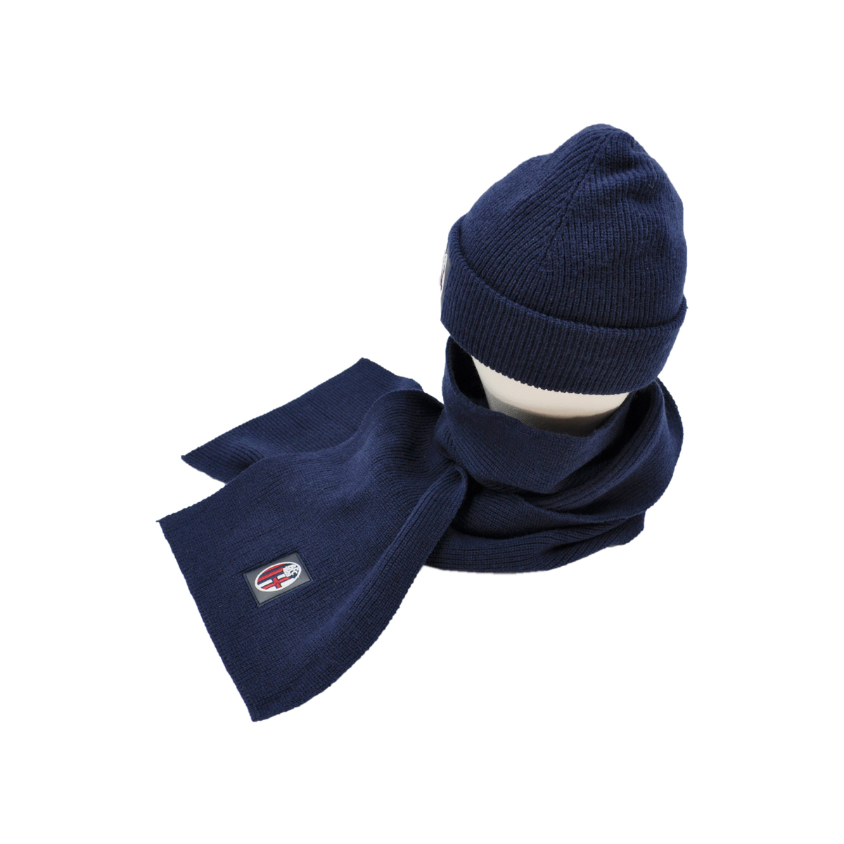 SET SCIARPA E CAPPELLO CON RICAMO IN BOX 47%PC 31%PL 22%NY BOLOGNA