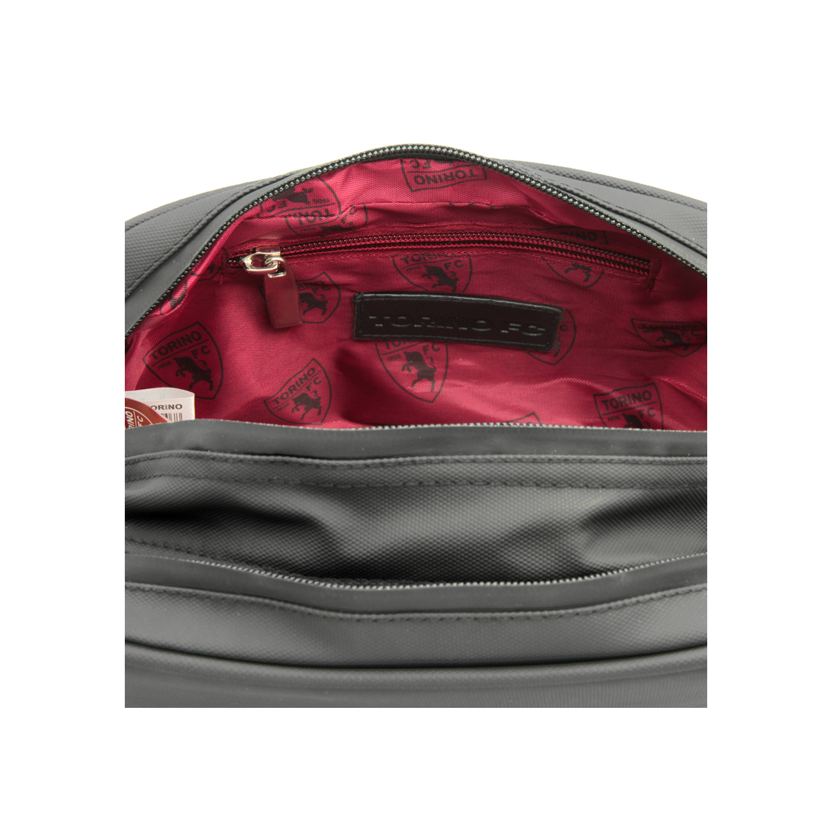 POCHETTE TRAVEL  est.60%PVC 40%PL int.100%PL TORINO