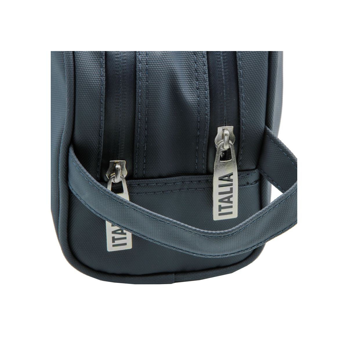 POCHETTE TRAVEL est.60%PVC 40%PL int.100%PL ITALIA